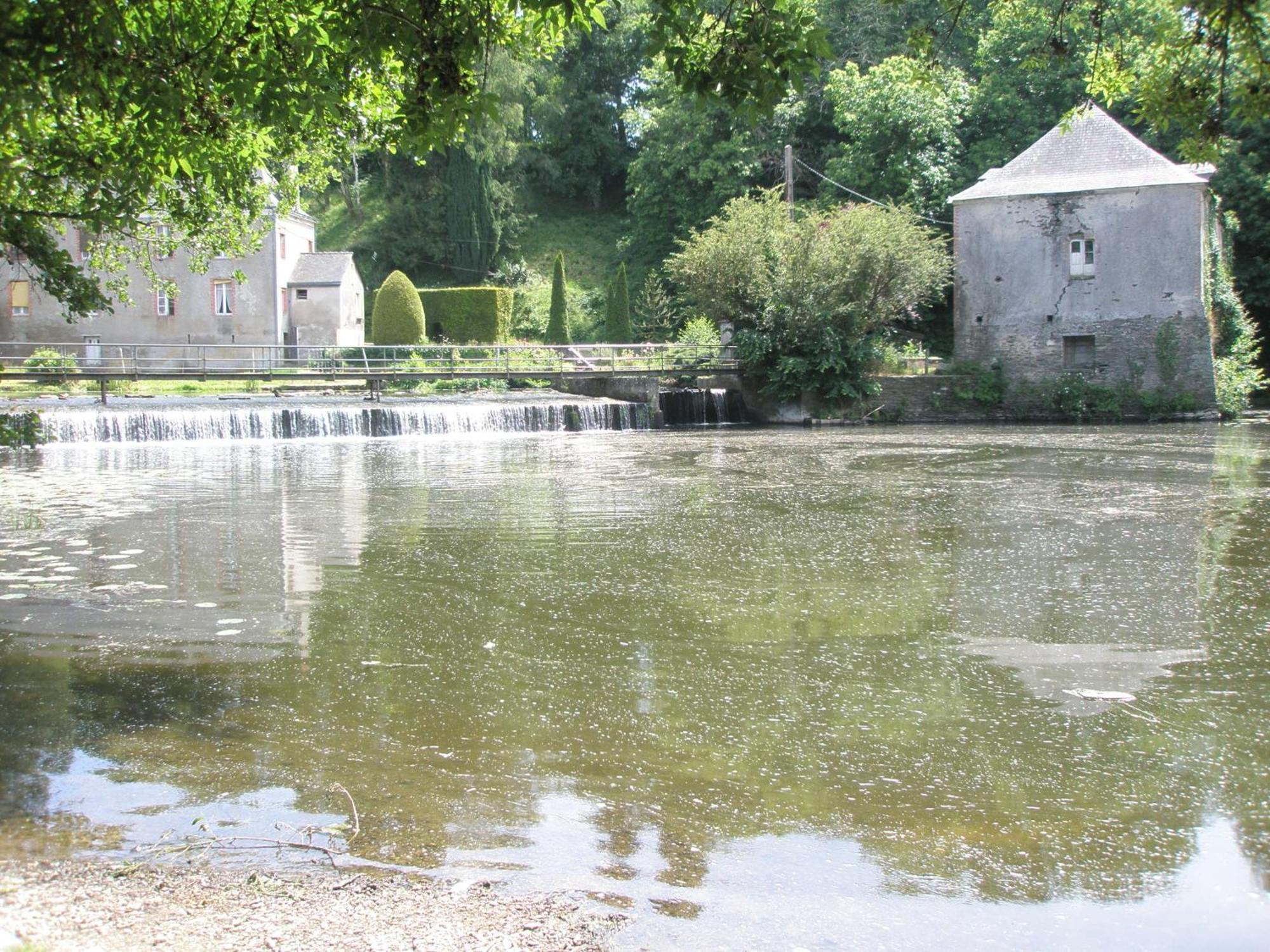 Grange Du Plessis Bed & Breakfast Segré Eksteriør bilde